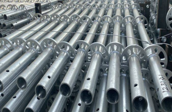 Fastener type steel pipe scaffolding