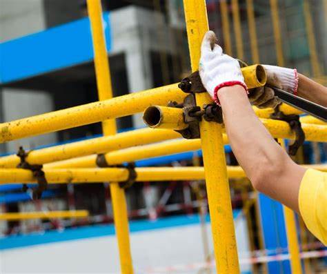 Precautions for erecting a disc-type scaffold