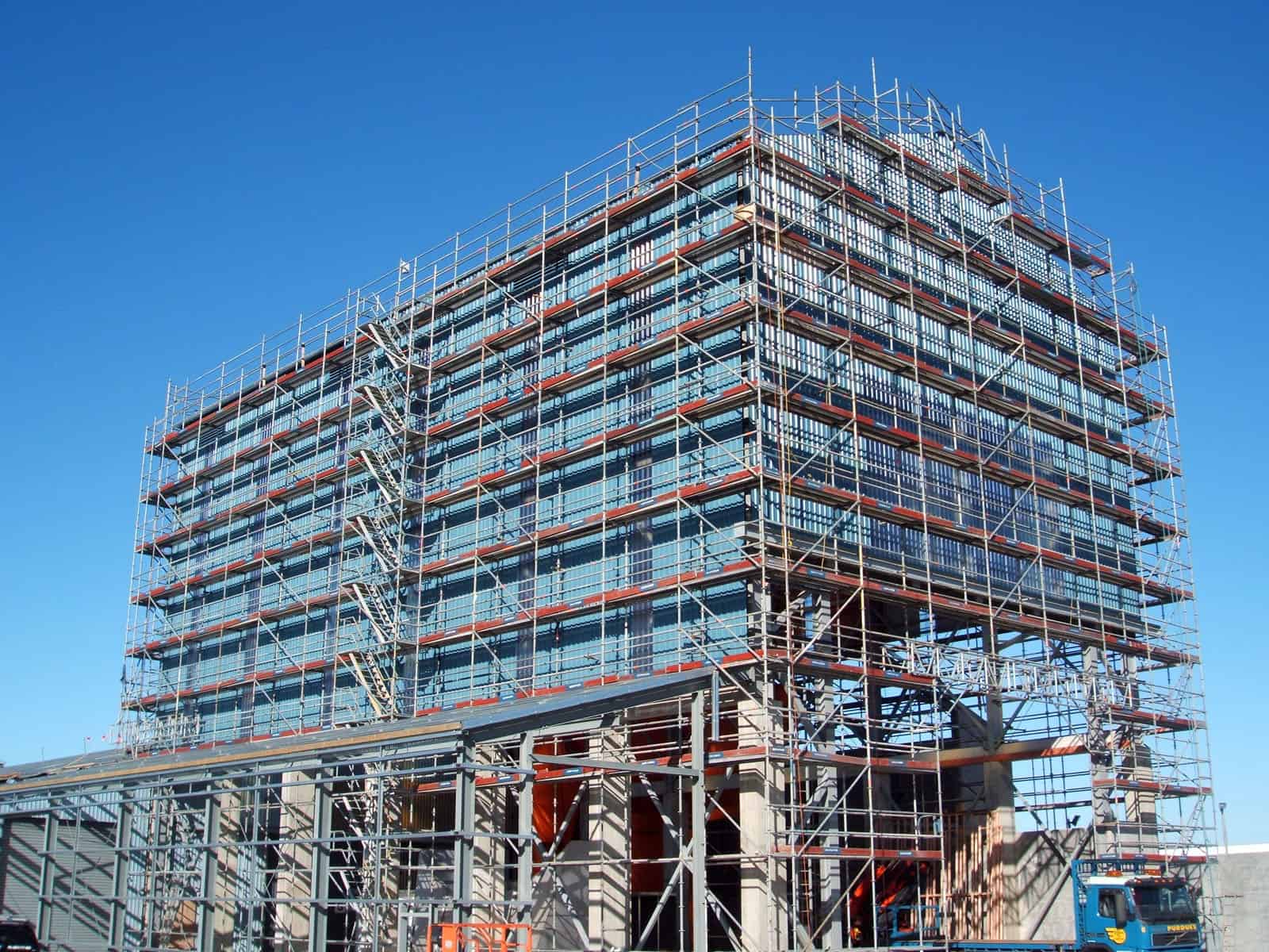 Safety hazards to be noted when using disc-type scaffolding