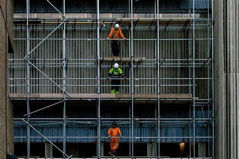 Safety and technical measures during the erection and dismantling of industrial scaffolding