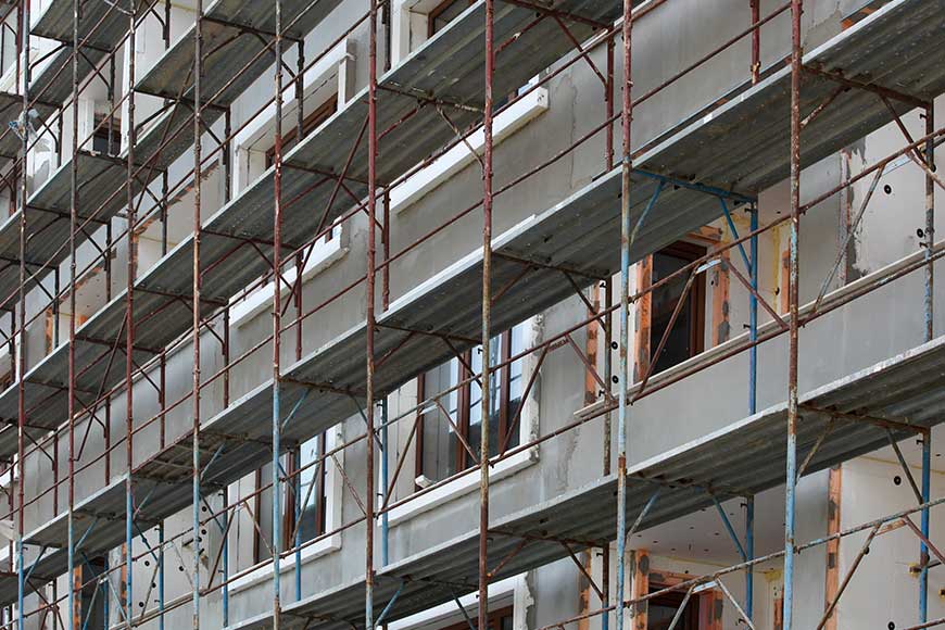 Guide to the full process safety management of cantilever scaffolding